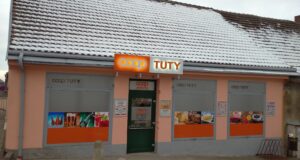 Zrekonstruovaná prodejna v Bělčicích